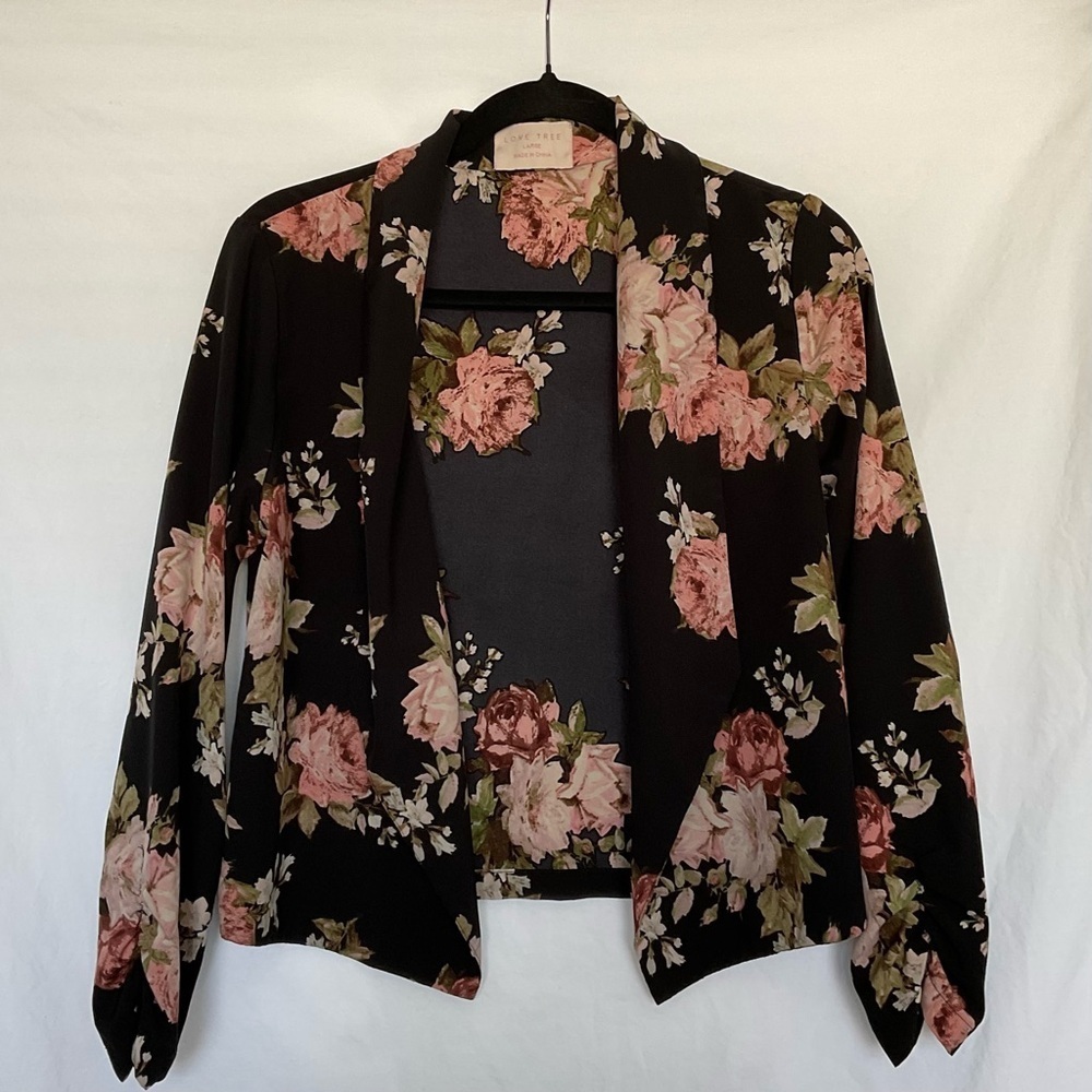 Love Tree Black and Pink Relaxed Blazer